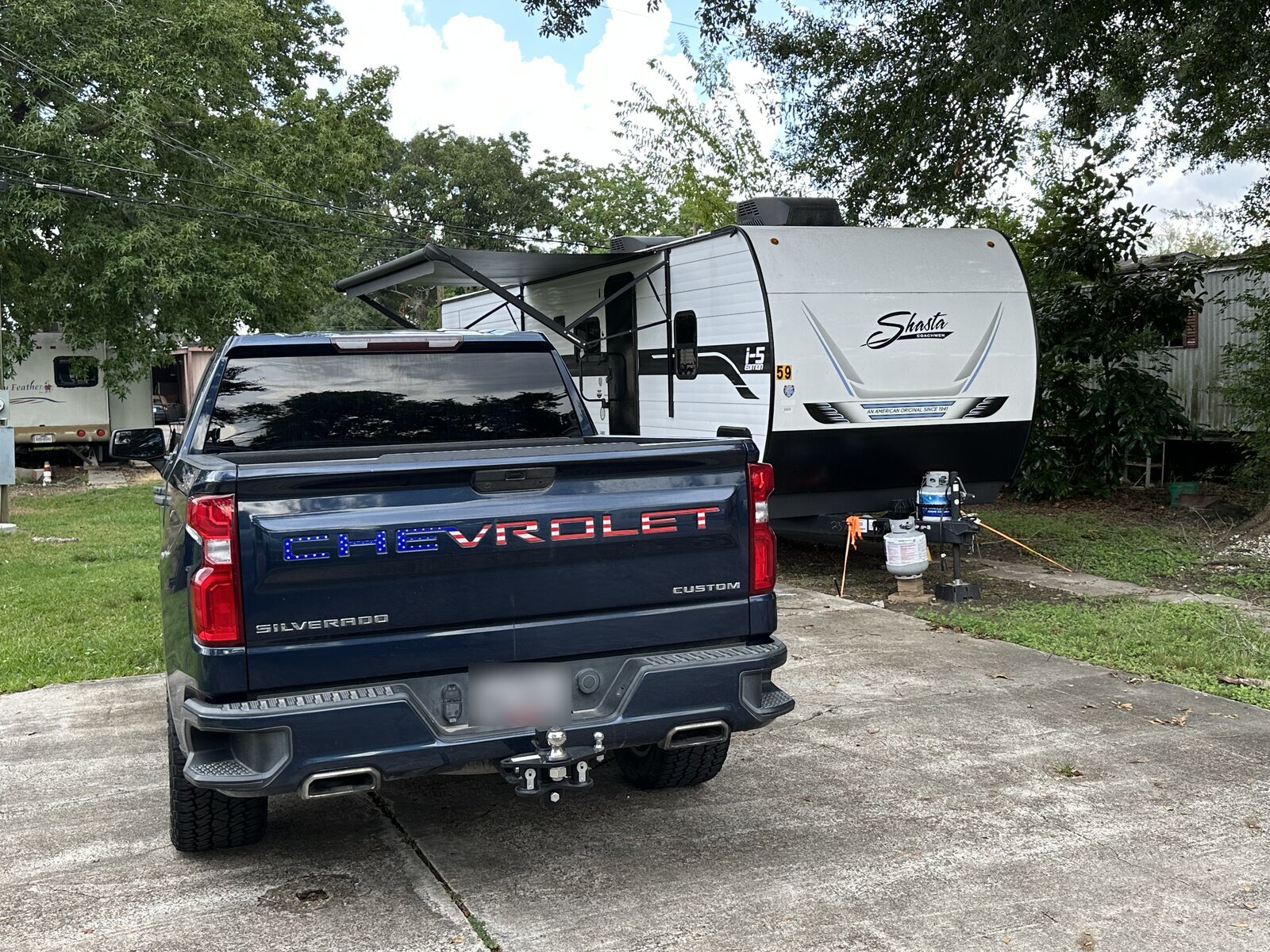 RV site with concrete parking at Meadowlark
